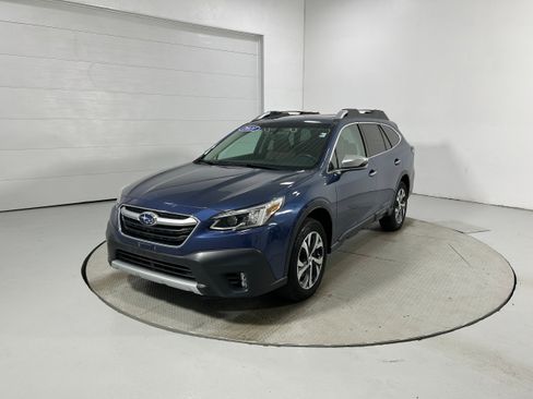 Used 2021 Subaru Outback Touring AWD/4WD image 21