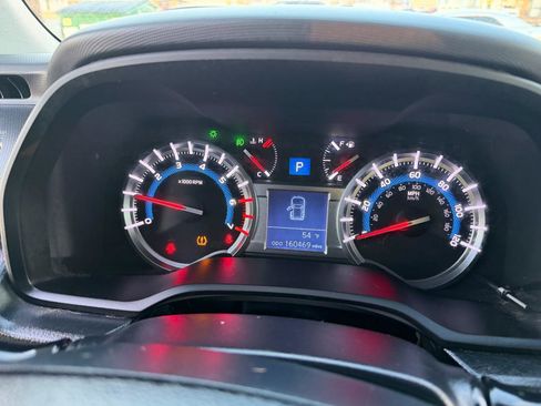 Used 2015 Toyota 4Runner SR5 image 34