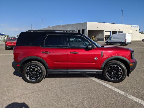 Certified 2026 Ford Bronco Sport Outer Banks AWD/4WD image 3