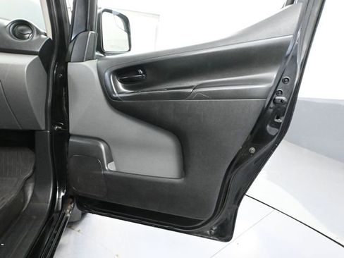 Used 2015 Nissan NV200 SV w/ Technology Package FWD image 34