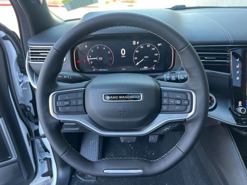 New 2026 Jeep Grand Wagoneer L Limited AWD/4WD image 13