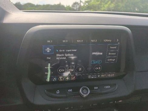 Used 2021 Chevrolet Camaro LT w/ Technology Package RWD image 21