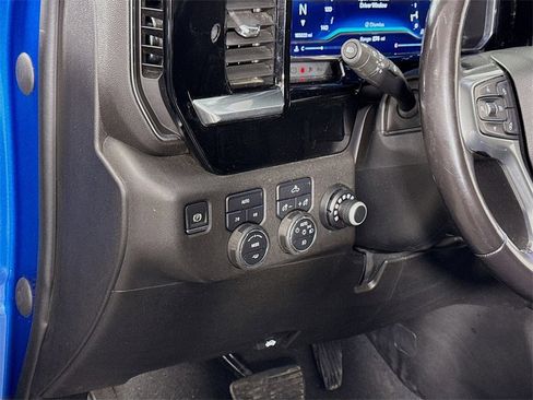 Used 2022 Chevrolet Silverado 1500 RST image 4