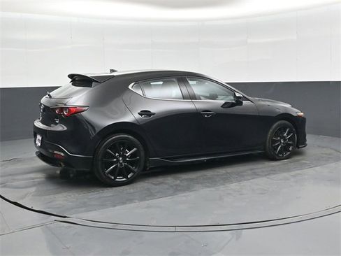 Used 2024 MAZDA MAZDA3 Hatchback w/ Appearance Package image 3