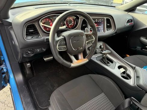 Used 2023 Dodge Challenger SRT Hellcat w/ Driver Convenience Group image 12