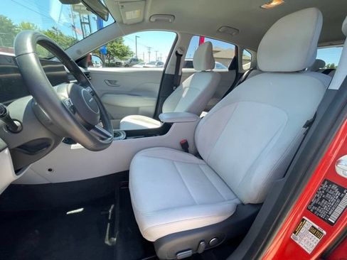 Used 2025 Hyundai Kona SEL AWD/4WD image 11