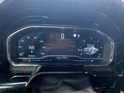 Used 2022 GMC Sierra 1500 SLT w/ SLT Premium Plus Package