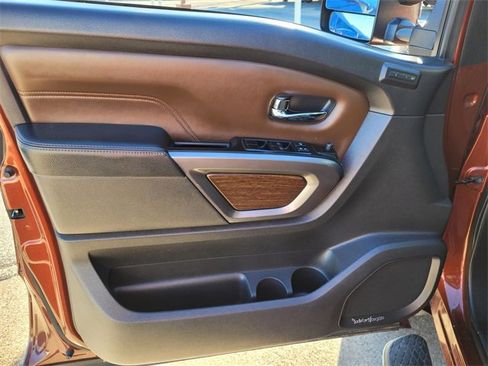 Used 2016 Nissan Titan Platinum Reserve image 20