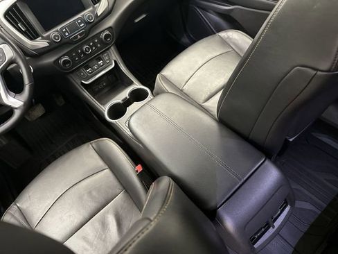 Used 2019 GMC Terrain SLT w/ Preferred Package image 24