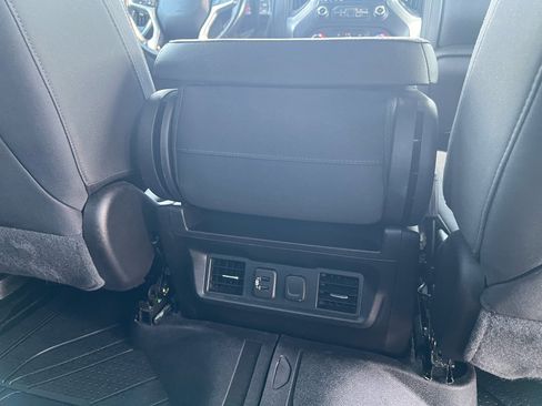 Used 2019 Chevrolet Silverado 1500 RST image 20