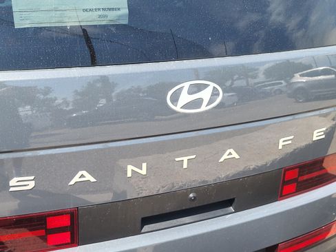 Used 2025 Hyundai Santa Fe SEL FWD image 26