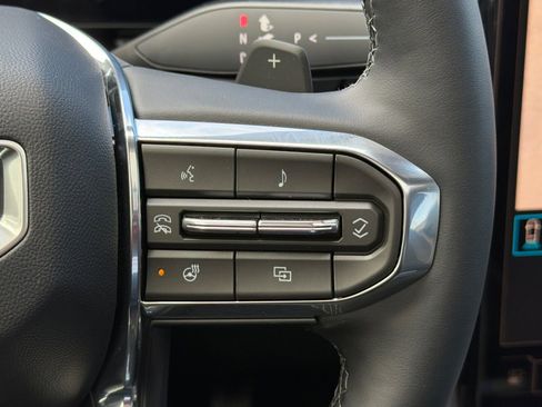 New 2026 GMC Terrain Denali w/ LPO, Black Badging Package image 28