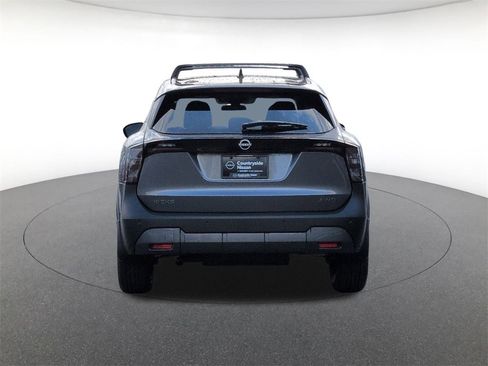 New 2026 Nissan Kicks SV w/ Cold Weather Package image 6