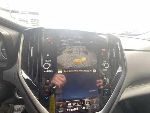 Used 2025 Subaru Ascent Onyx Edition image 17