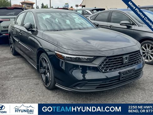 Used 2023 Honda Accord Sport image 1
