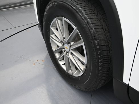 Certified 2023 Chevrolet Traverse LT AWD/4WD image 34