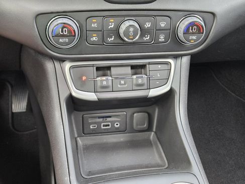 Used 2023 GMC Terrain SLT w/ Tech Package AWD/4WD image 57