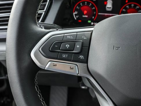 New 2025 Volkswagen Atlas Cross Sport SEL AWD/4WD image 27