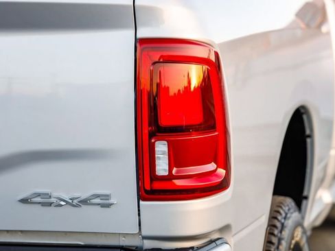 Used 2026 RAM 2500 Laramie AWD/4WD image 10