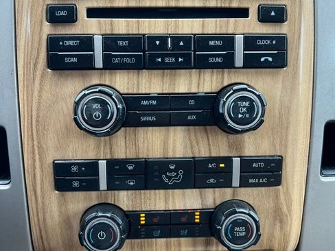 Used 2011 Ford F150 Lariat w/ Lariat Chrome Pkg AWD/4WD image 21