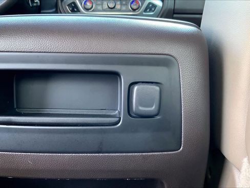 Used 2014 Chevrolet Silverado 1500 LTZ w/ Texas Edition, 1LZ Trim image 33