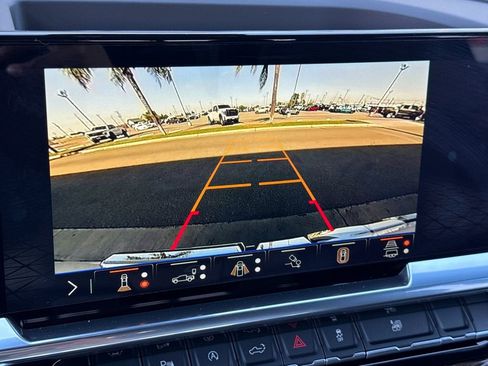 New 2026 GMC Sierra 1500 SLE w/ Preferred Package RWD image 18