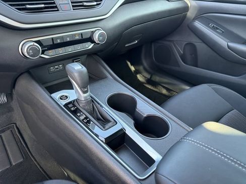 Certified 2025 Nissan Altima 2.5 S FWD image 31