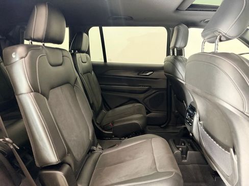 Used 2023 Jeep Grand Cherokee L Laredo AWD/4WD image 24