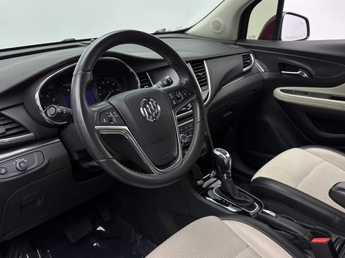 Used 2019 Buick Encore Preferred w/ Safety Package FWD image 8