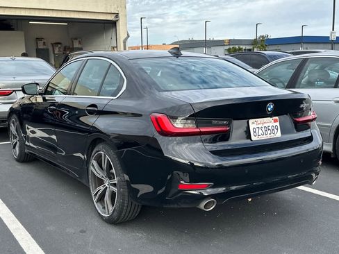 Certified 2022 BMW 330i Sedan w/ Convenience Package image 4