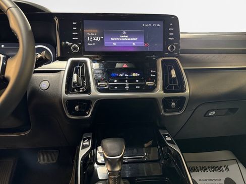 Certified 2023 Kia Sorento SX AWD/4WD image 22