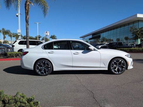 New 2026 BMW 330i Sedan w/ Convenience Package image 11