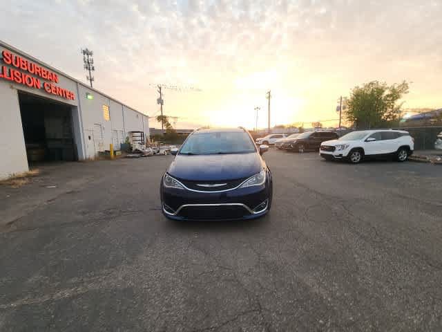 Used 2020 Chrysler Pacifica Limited FWD image 5
