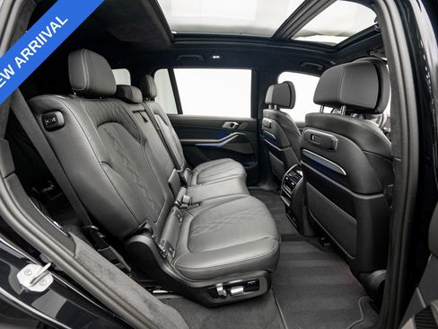 Used 2025 BMW X7 M60i w/ Executive Package AWD/4WD image 18
