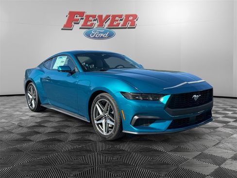 New 2026 Ford Mustang Coupe image 3