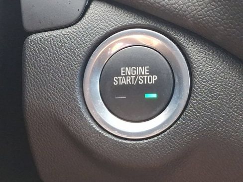 Certified 2024 Chevrolet Equinox LT FWD image 24