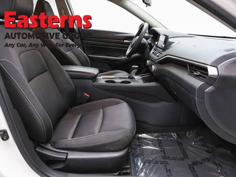Used 2022 Nissan Altima 2.5 S FWD image 23