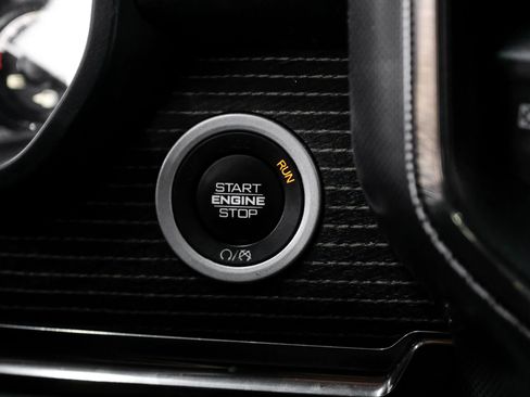 Used 2019 RAM 1500 Limited w/ Advanced Safety Group AWD/4WD image 27