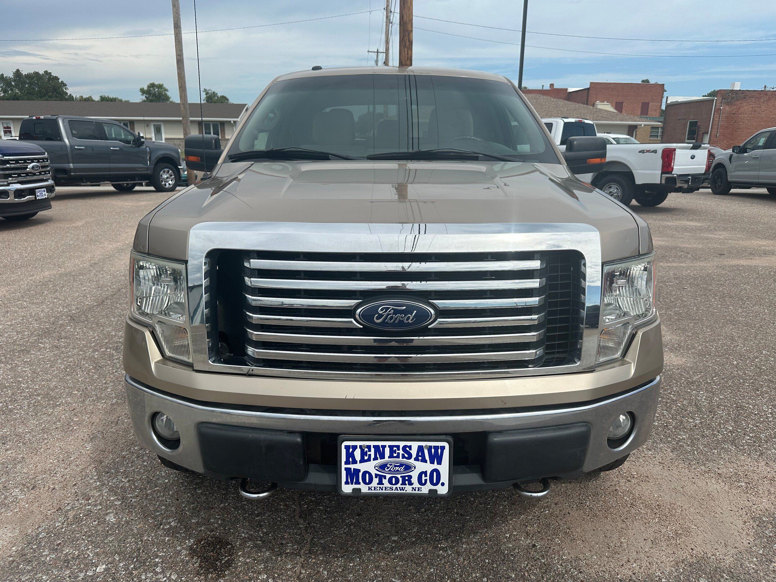 Used 2012 Ford F150 XLT w/ XLT Chrome Pkg AWD/4WD image 2
