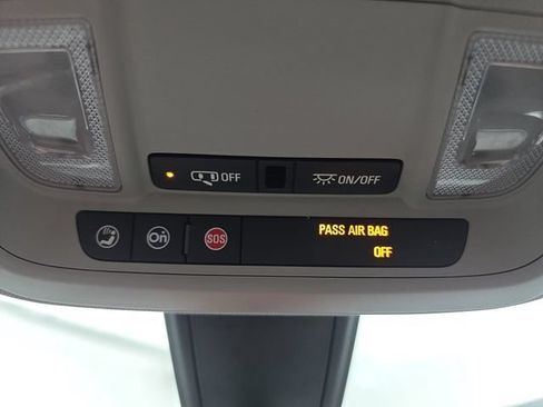 Used 2018 Chevrolet Malibu LT FWD image 28