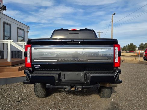 Used 2024 Ford F350 Platinum w/ Tremor Off-Road Package image 7