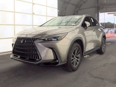 Used 2025 Lexus NX 250 FWD w/ Towing Package (2000 Lbs)