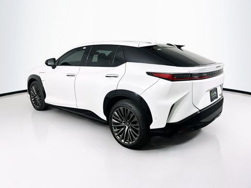 Used 2023 Lexus RZ 450e Premium w/ Accessory Package (2T) AWD/4WD image 5