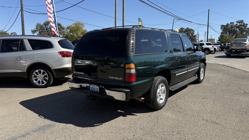 Used 2004 Chevrolet Suburban LS w/ Preferred Equipment Group AWD/4WD image 3