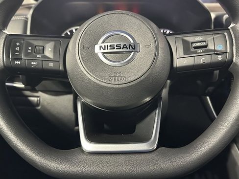 Used 2021 Nissan Rogue SV image 41