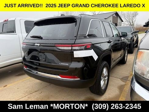 New 2025 Jeep Grand Cherokee Laredo X image 8