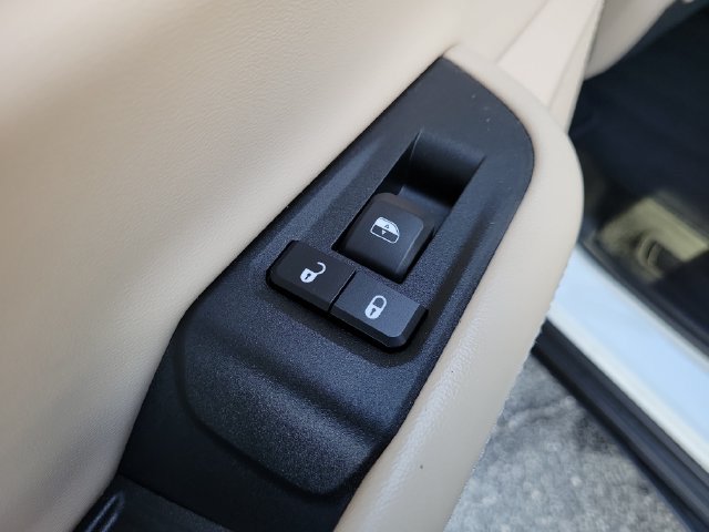 Certified 2025 Jeep Grand Cherokee Limited w/ Luxury Tech Group II RWD image 16