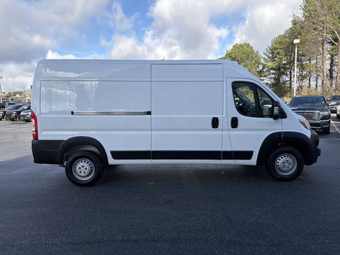 Used 2025 RAM ProMaster 3500 w/ Convenience Group image 5