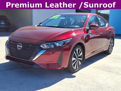 Used 2025 Nissan Sentra SV w/ SV Premium Package image 3