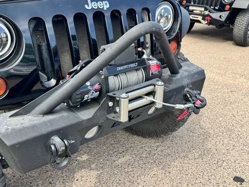 Used 2012 Jeep Wrangler Sport AWD/4WD image 9